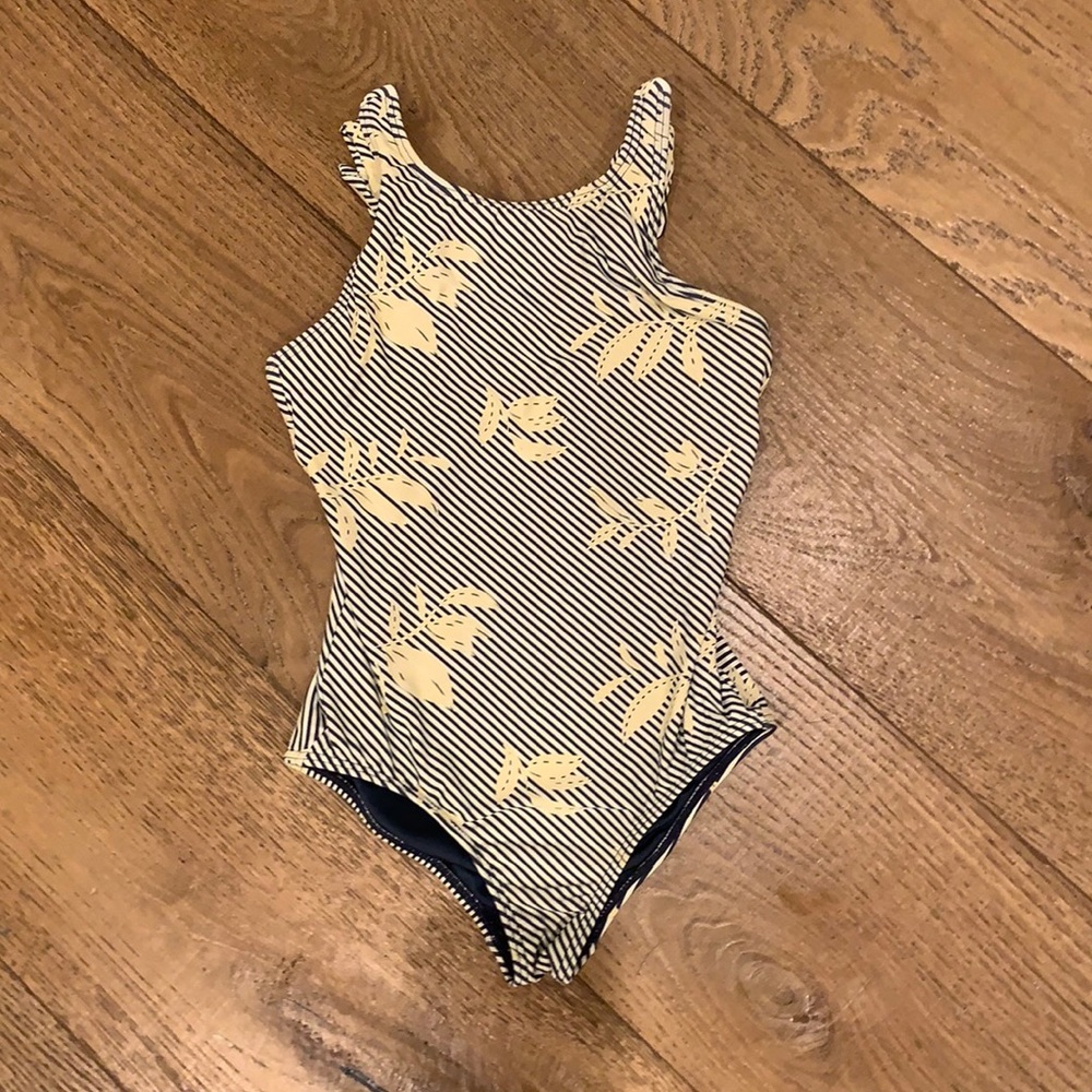 O’neill Girls One Piece Swimsuit